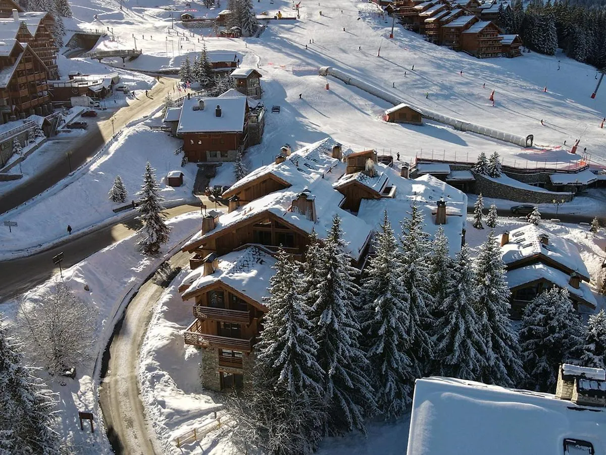 Appartement Neuf Avec Terrasse, Spa, 3 Chambres Et Services Hoteliers - Meribel Les Allues - Fr-1-613-22 0*,